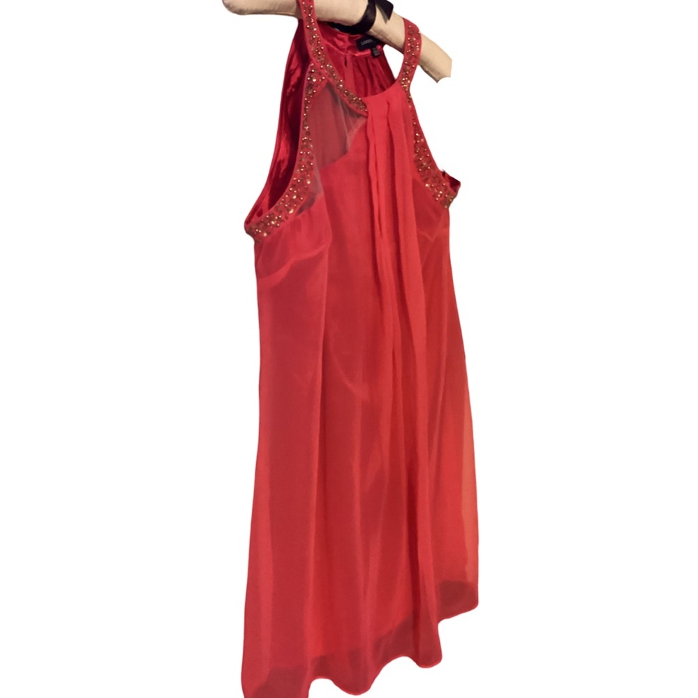 🚨Final Sale🚨 London Dress Co. Halter Style Embellished Dress